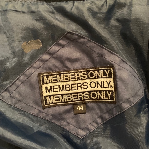 1980’s Members Only blue bomber jacket  (size 44) - Picture 4 of 4